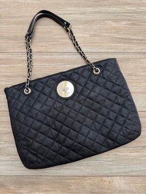 DKNY 100% Genuine Leather Quilted Bag